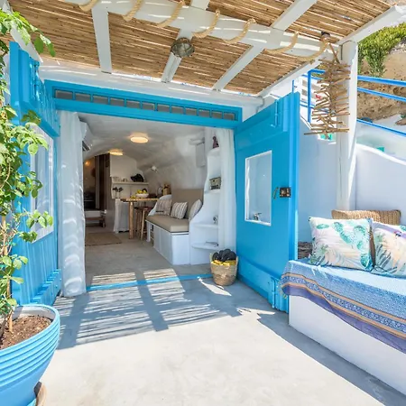 Pigi Zois Boathouse Mandrakia