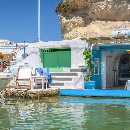 Pigi Zois Boathouse Semesterbostad