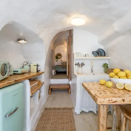 Pigi Zois Fisherman House *