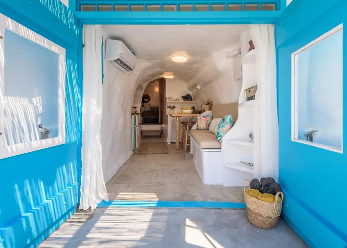 Pigi Zois Boathouse Semesterbostad *