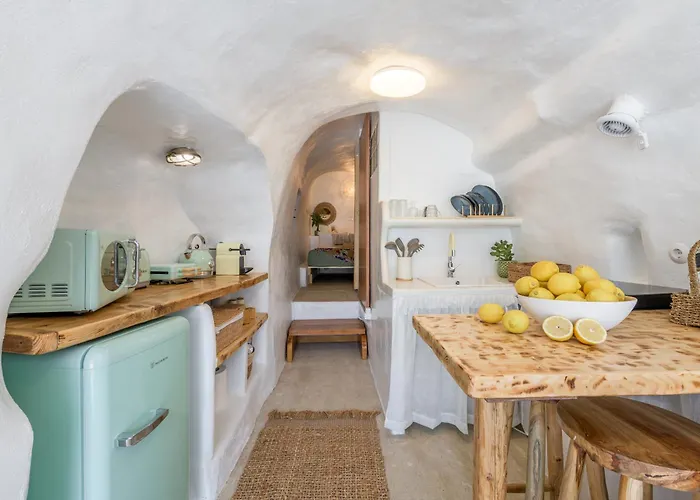 Pigi Zois Boathouse *