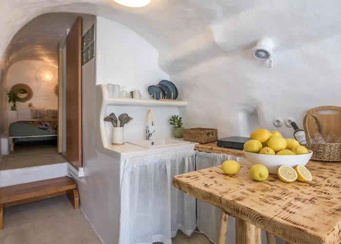 Semesterbostad Pigi Zois Boathouse Mandrakia