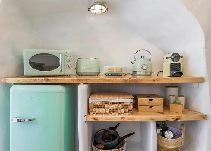 Pigi Zois Boathouse *