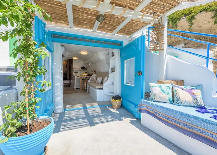 Pigi Zois Fisherman House Mandrakia