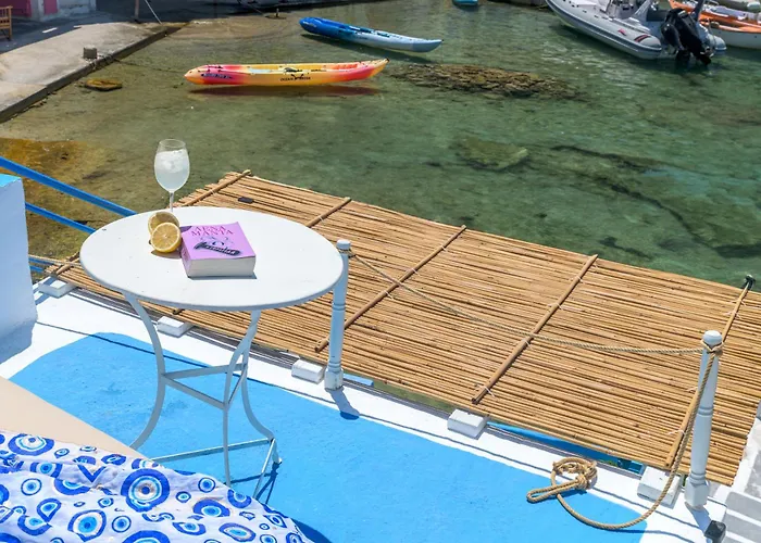 Pigi Zois Boathouse Feriehus Mandrakia